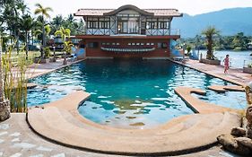 Koh Chang Boat Chalet